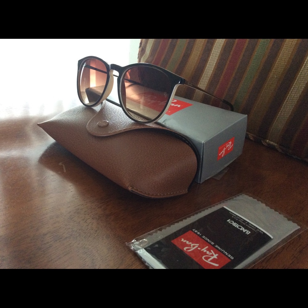New Ray-Ban Erika Sunglasses 54 mm - Picture 1 of 5
